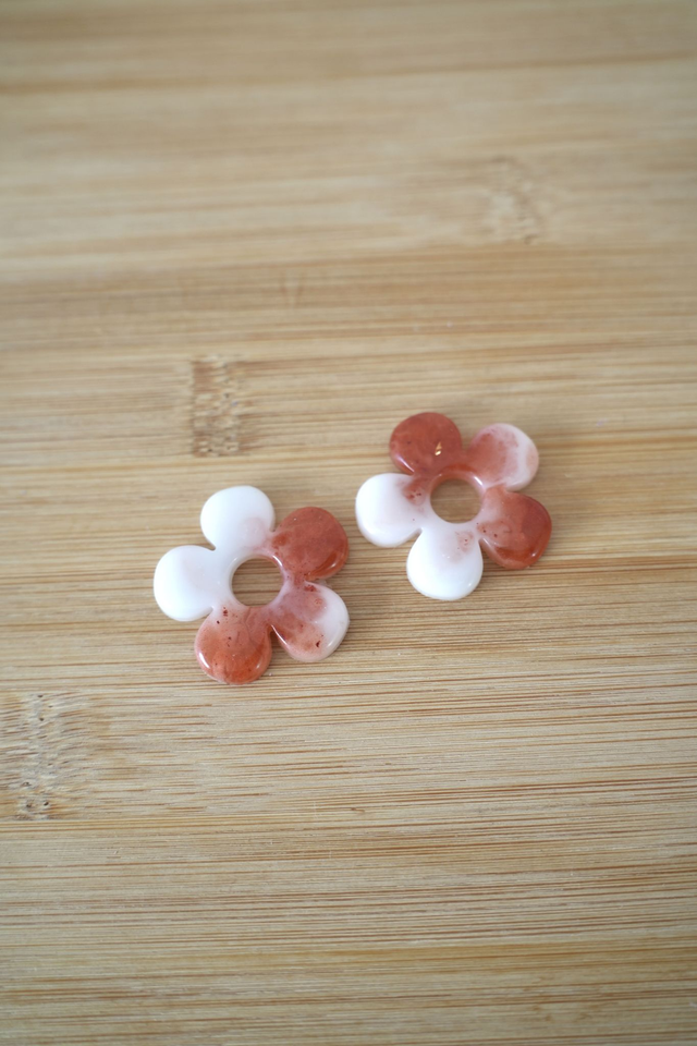 Grandes pampilles blanches et rouges