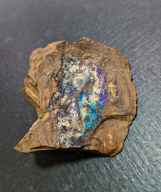 Opale boulder 1905 carats 