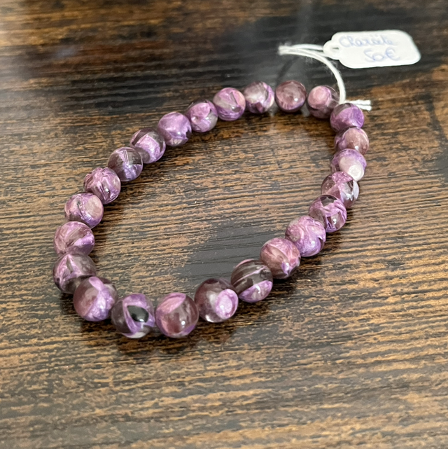 Bracelet de Charoïte sur Quartz