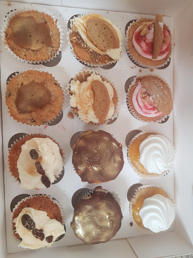 Single cakes / cake slices 