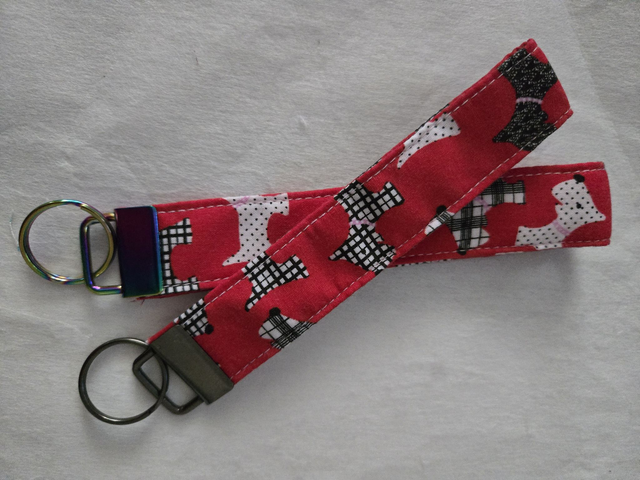 Red scottie dog keyring 