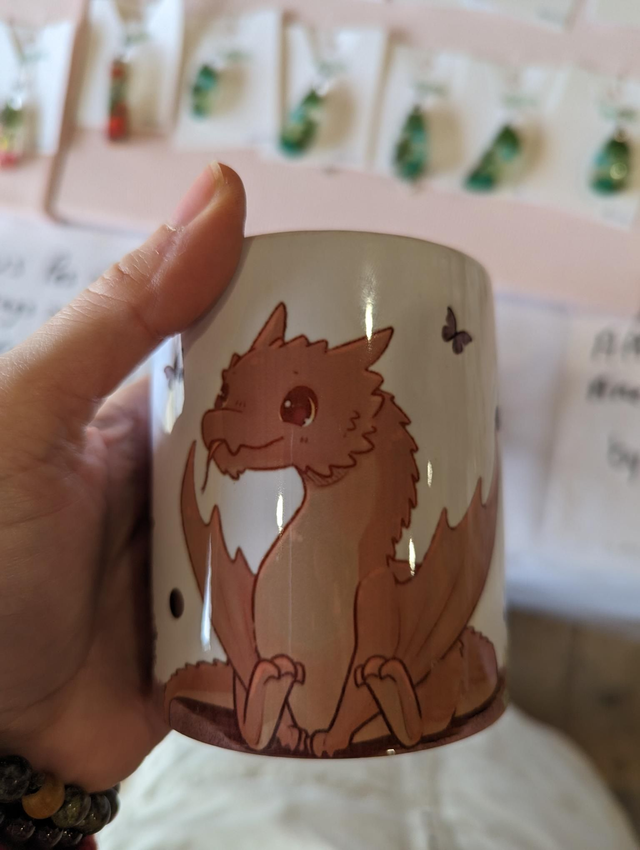 M050 Dragon violet Mug