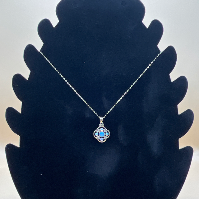 Beautiful Opal &amp; Seed Pearl Necklace