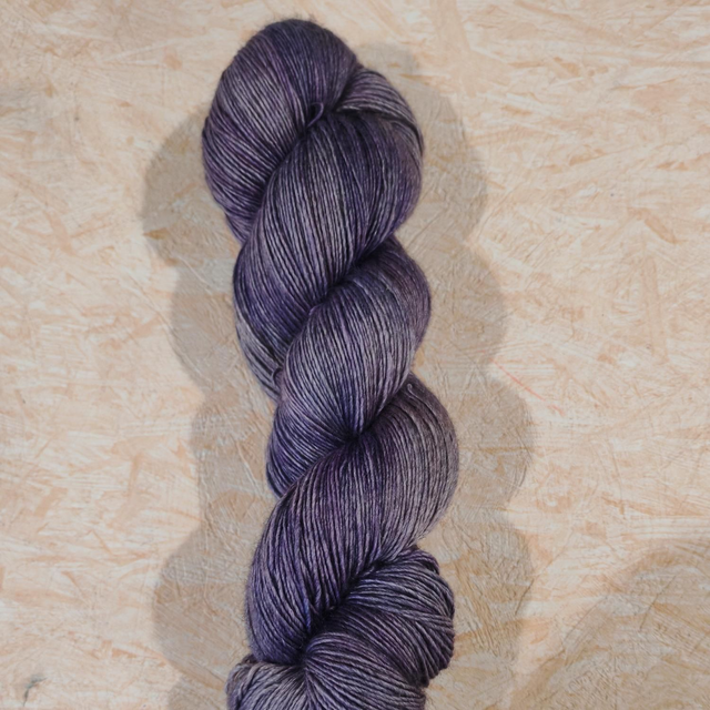 MYS single Présence silencieuse