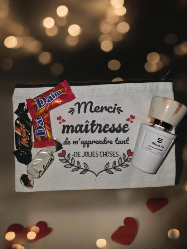 Trousse Parfumée et Gourmade " Merci Maitresse de m' apprendre tant de jolies chose "