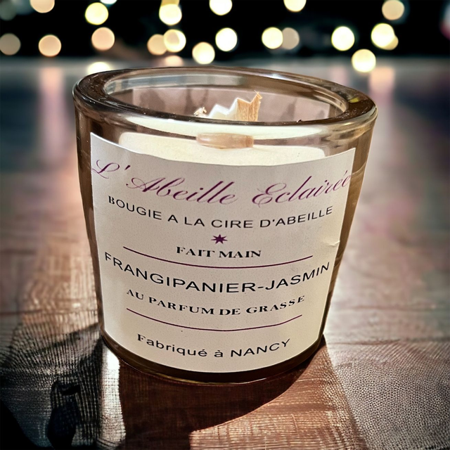 Bougie parfumée - Verre rouge-  Parfum Frangipanier Jasmin 75g   