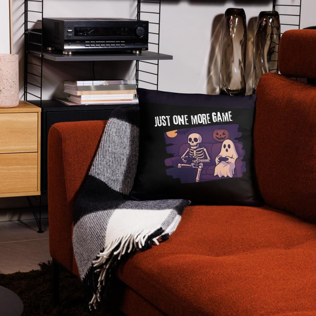 Spooky Pillow Case "One more Game"
