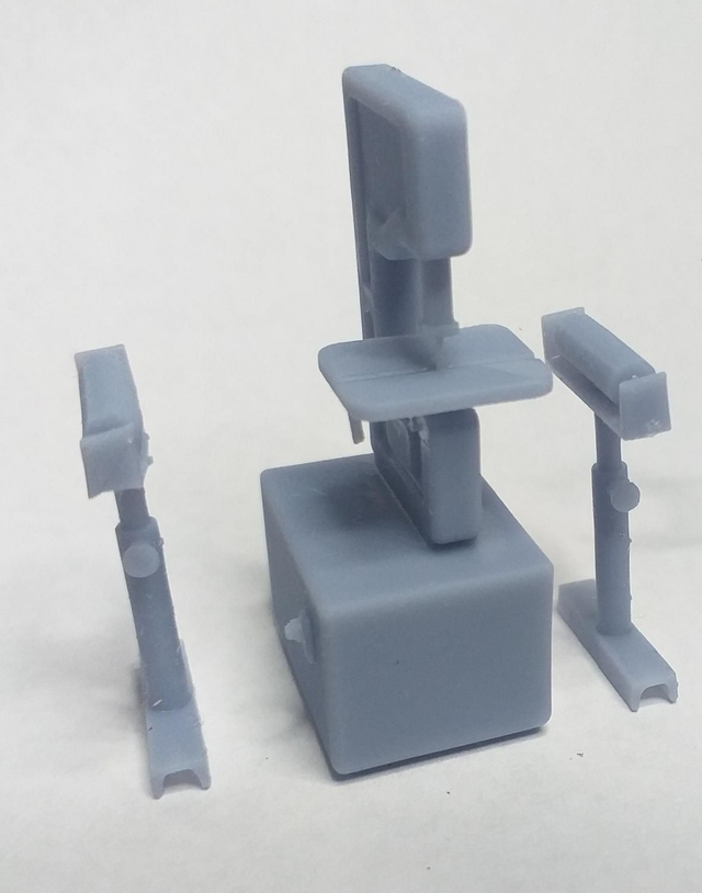 7mm Band Saw, with material stands