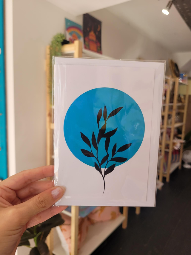 Blue Circle With Leaf Greetings Card - NW-034
