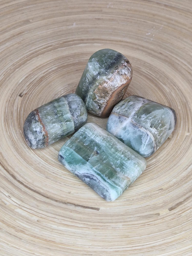 Calcite verte - Pierre roulée