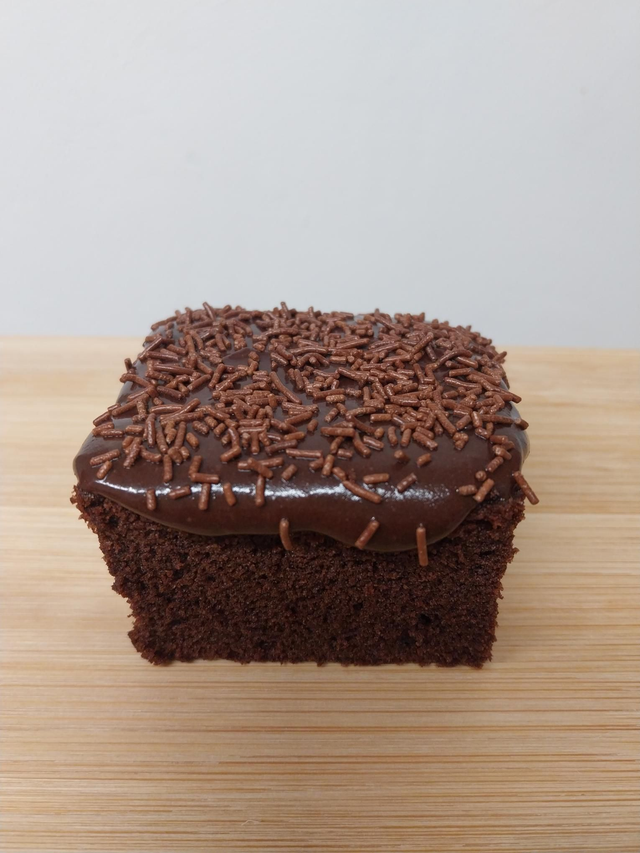 Chocolate Old School Cake 