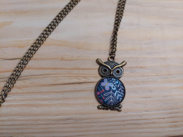 Collier Cabochon Hibou Feuillage papillon