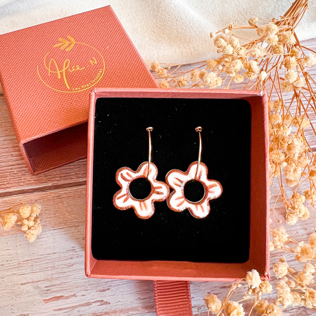 Boucles d’oreilles porcelaine
