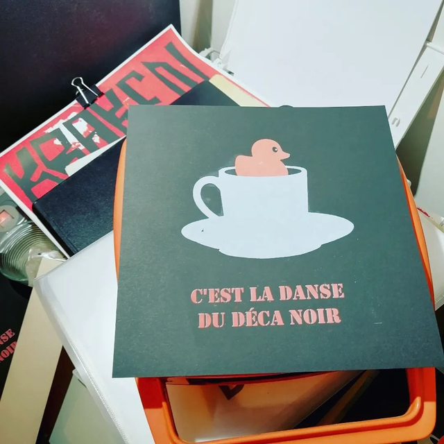 C'EST LA DANSE DU DECA NOIR