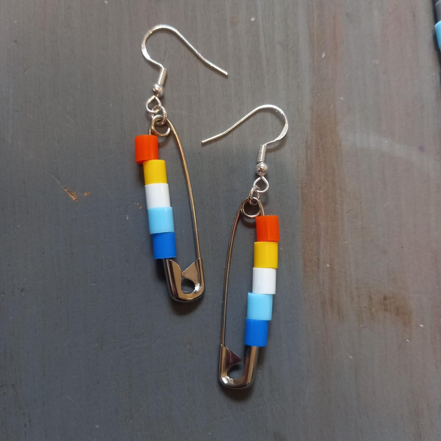 AroAce Safety Pin Earrings 
