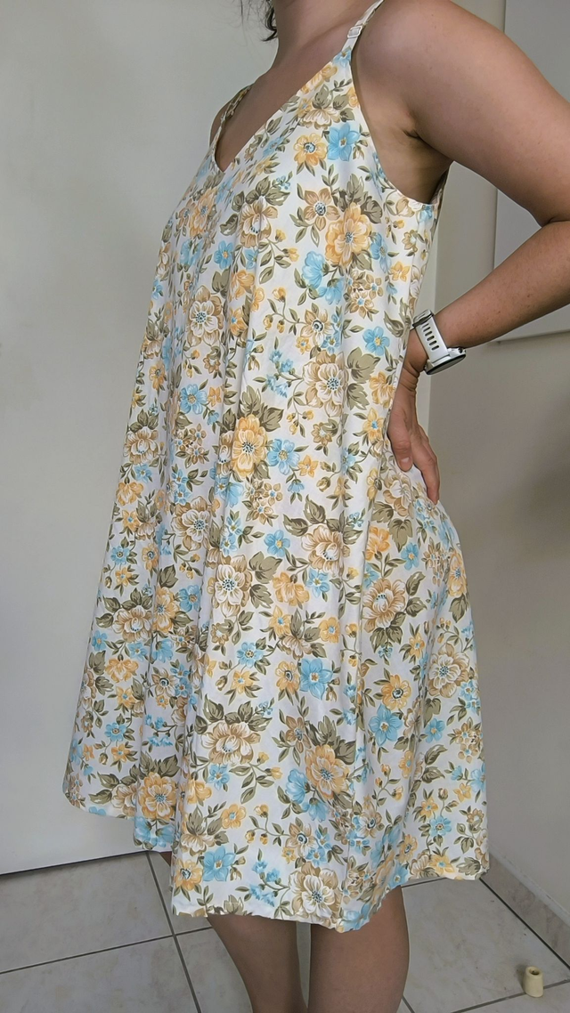 Robe à fleurs oranges et bleues - Taille 2