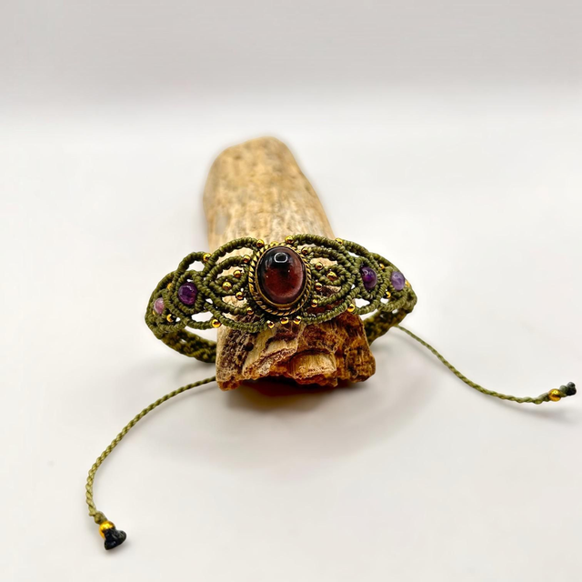 Bracelet WILD – Améthyste &amp; micro-macramé