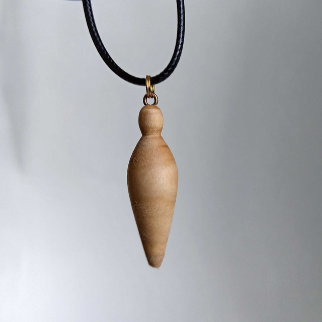 Pendentif pendule