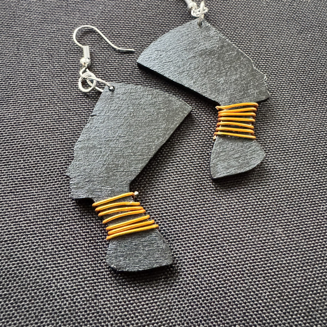 Nefertiti orange Earrings 
