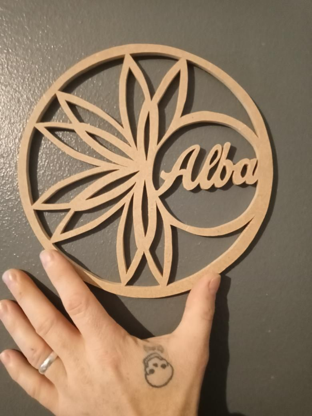 Couronne prénom rosace 