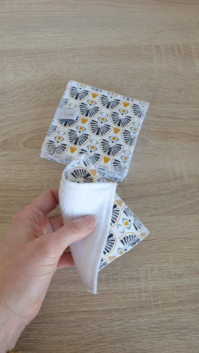 Lot de 7 cotons démaquillants jaune gris 