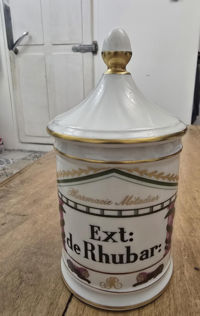 Pot à pharmacie Limoges 