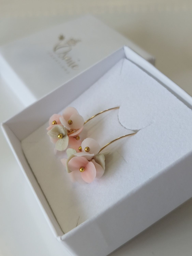 Boucles d&#039;oreilles &quot;Hortens&quot;