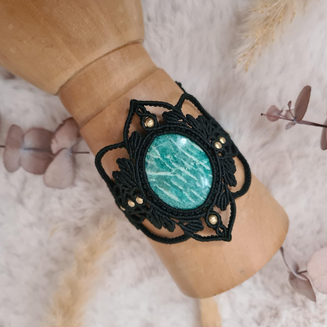 Bracelet Elendil micro-macramé orné d'une amazonite