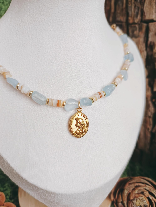 COLLIER - SEREIA (doré/aigue marine et coquillage)