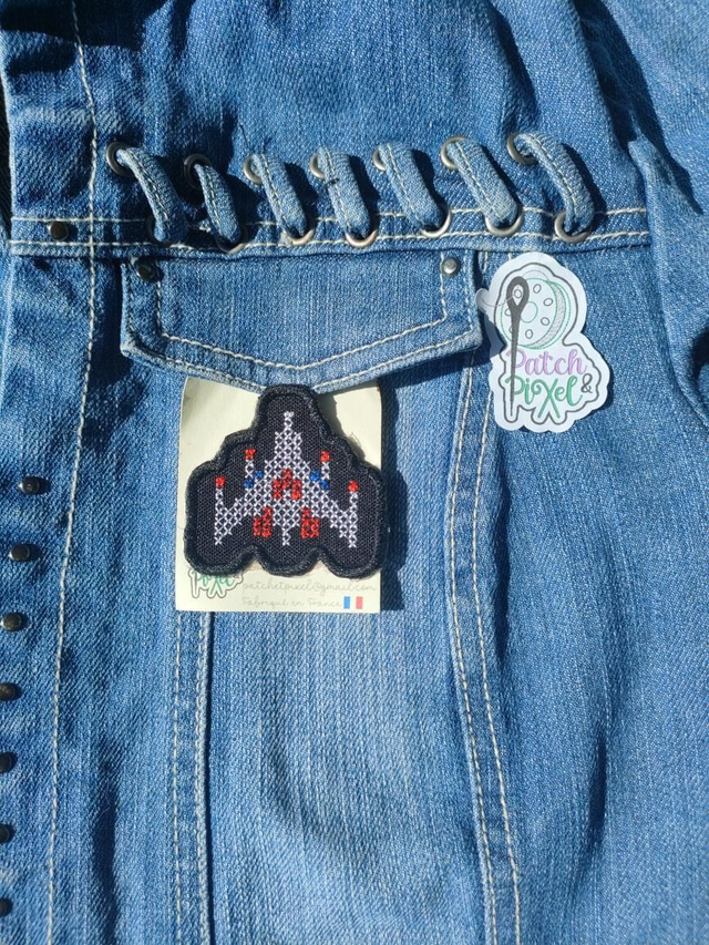 Galaga avion façon pixel art