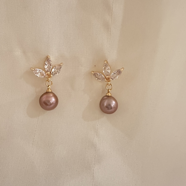 FLORA PEARL EARRINGS