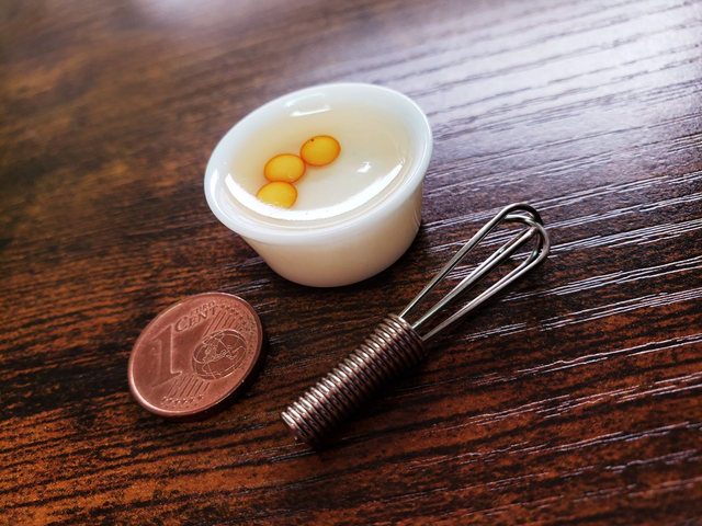 Rührschüssel mit Schneebesen