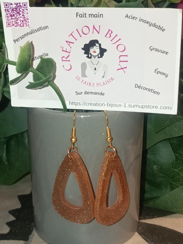 Boucle d'oreille goutte 