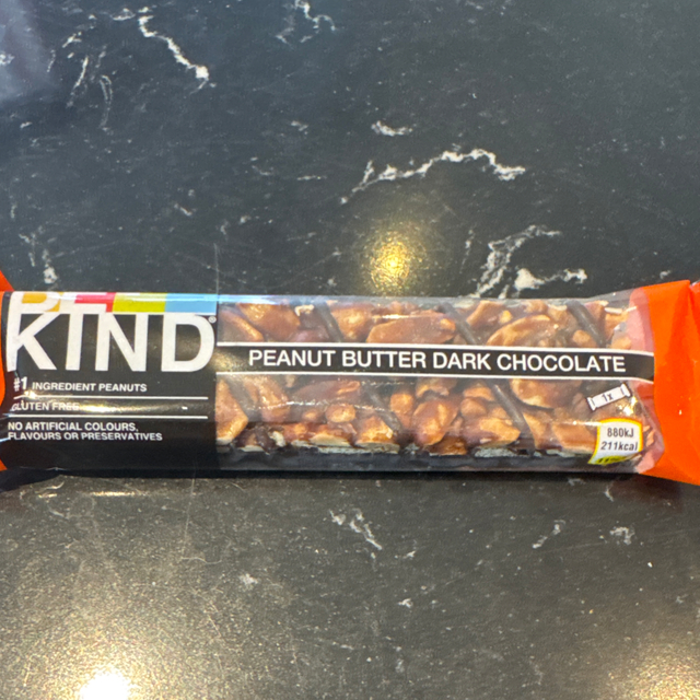 BeKind Peanutbutter dark choco