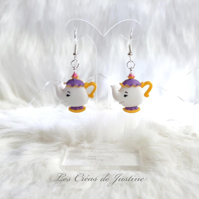 Boucles d&#039;oreilles Mme samovar 