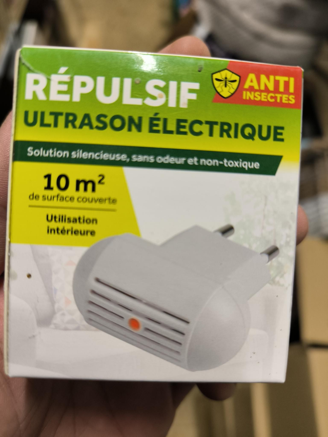 RÉPULSIF ULTRASON ÉLECTRIQUE 