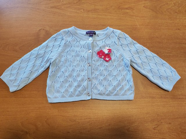 Gilet bleu en 3 mois