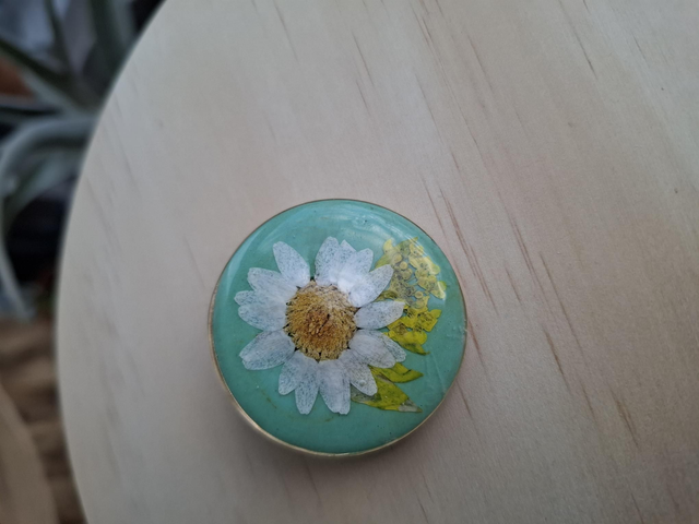 Broche fleur séchée 