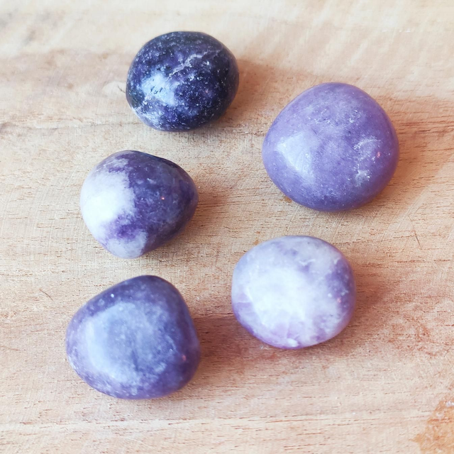 Pierre roulée Lépidolite A