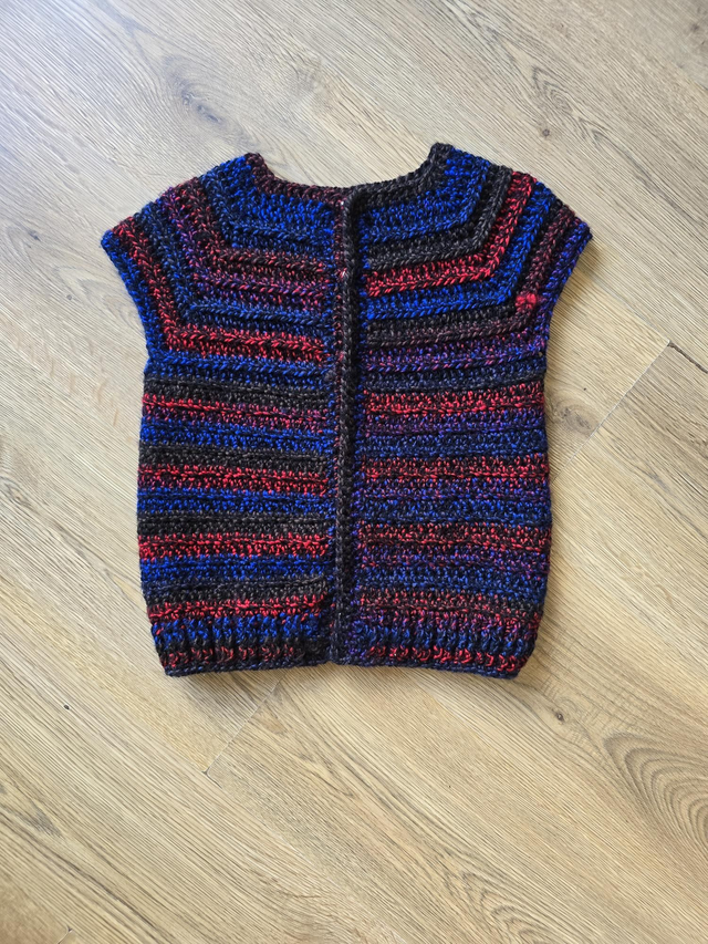 Crochet bodywarmer gilet child 
