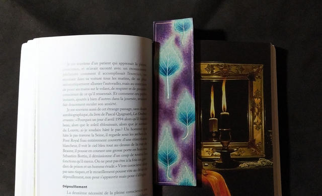 Marque page petites flammes