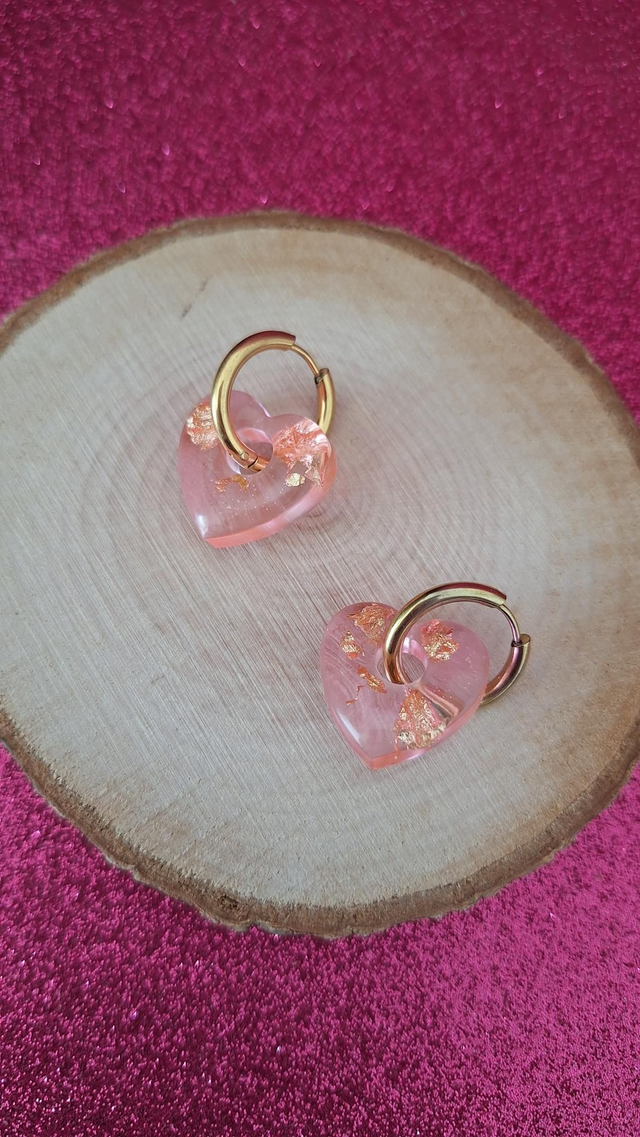 Créoles dorées cœurs rose transparent et feuilles d'or 