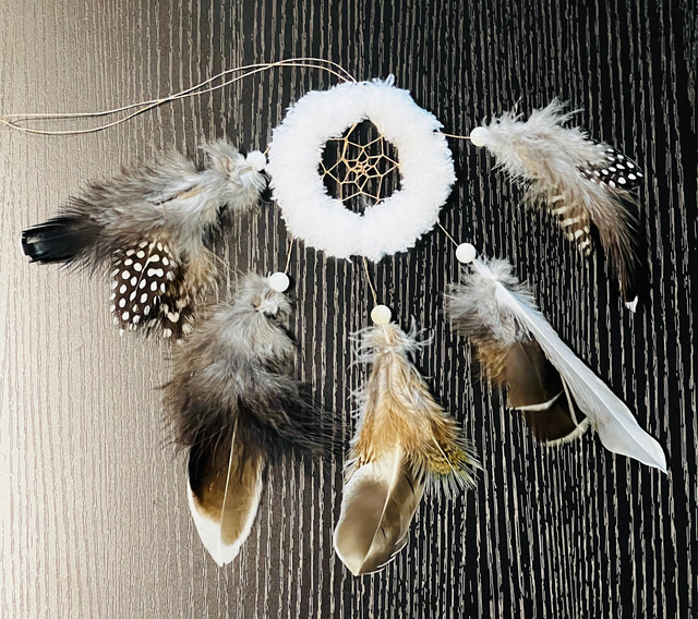 Old Gold White Fluffy