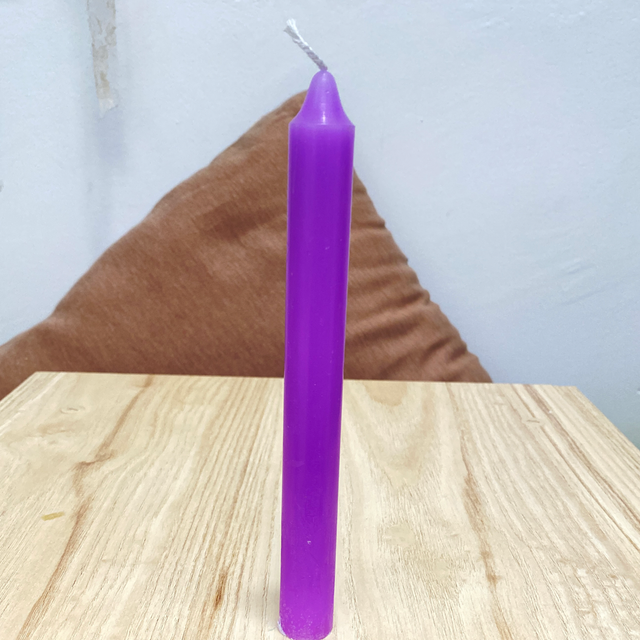 Vela violeta candelabro