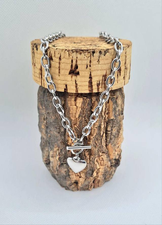 Collier "Margot" chaîne en acier inoxydable argenté, fermoir à l'avant+ coeur