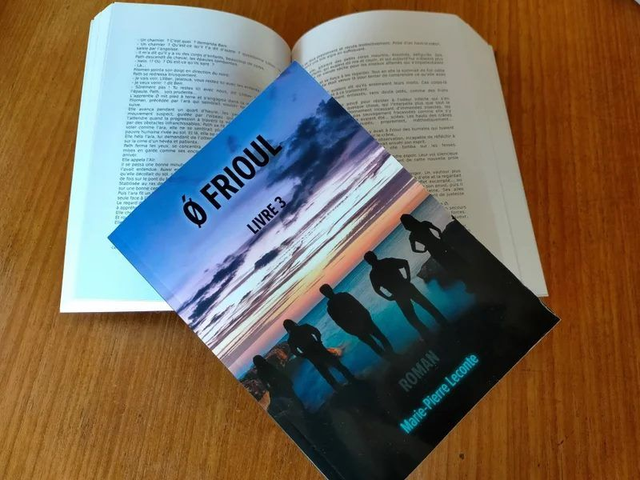 Ǿ Frioul - livre 3