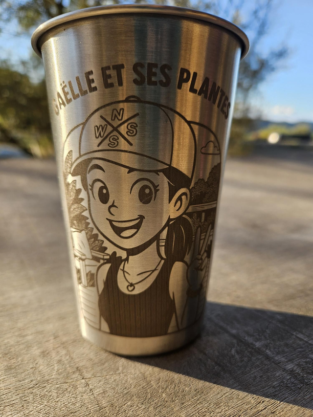 Gobelet "Gaelle et ses plantes "