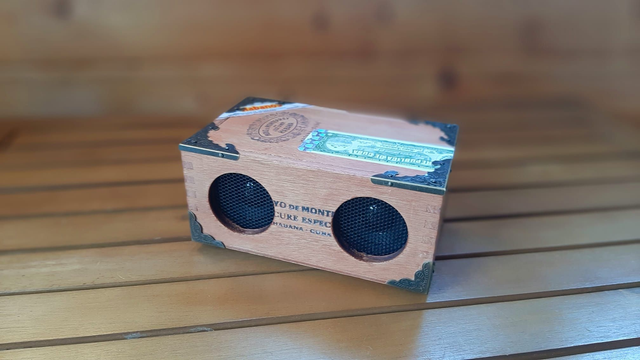 Hoyo de Monterrey Stereo Bluetooth Speaker