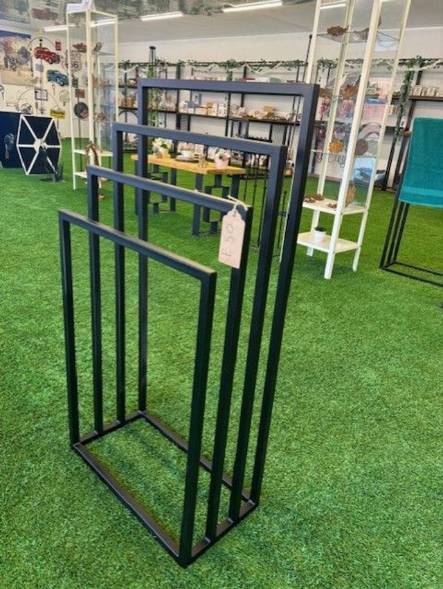 4 TIER TOWEL RAIL 