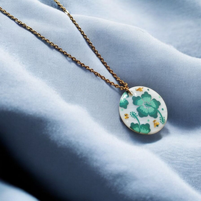 Collier dessiné Flora acier inoxydable bleu turquoise nacre